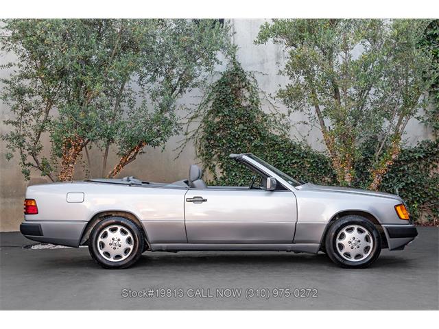 1993 Mercedes-Benz 300CE (CC-2073307) for sale in Beverly Hills, California