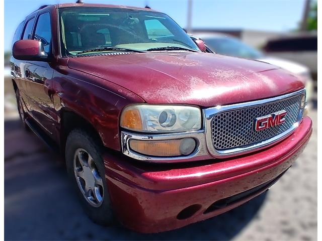2004 GMC Yukon Denali (CC-2073436) for sale in Houston, Missouri