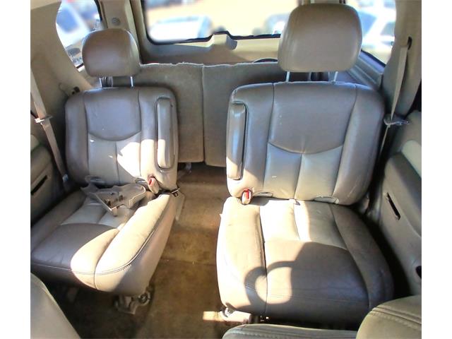 2004 GMC Yukon Denali (CC-2073436) for sale in Houston, Missouri