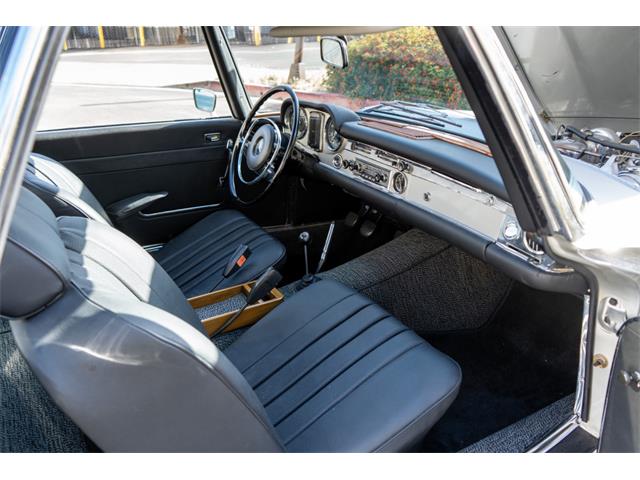 1968 Mercedes-Benz 280SL (CC-2073456) for sale in Sherman Oaks, California