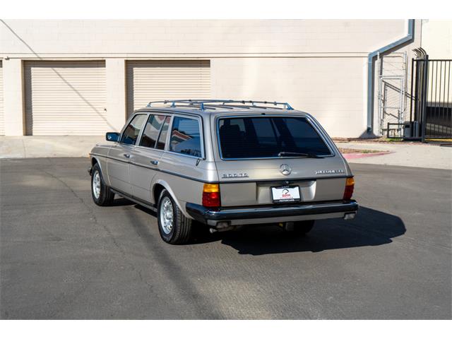 1985 Mercedes-Benz 300 (CC-2073476) for sale in Sherman Oaks, California