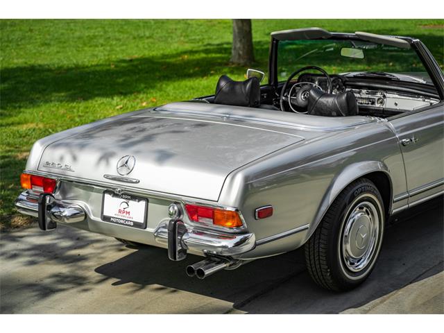 1971 Mercedes-Benz 280SL (CC-2073492) for sale in Sherman Oaks, California