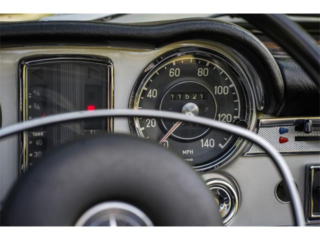 1971 Mercedes-Benz 280SL (CC-2073492) for sale in Sherman Oaks, California