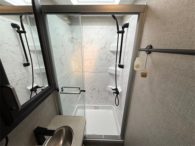 2022 Ford Motorhome (CC-2073785) for sale in Watford, Ontario