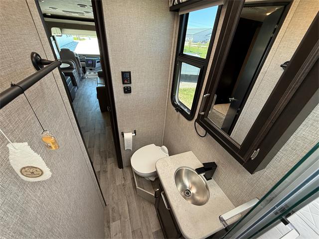 2022 Ford Motorhome (CC-2073785) for sale in Watford, Ontario
