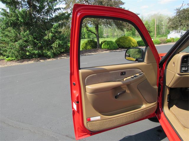 2000 GMC Sierra 1500 (CC-2073791) for sale in Mill Hall, Pennsylvania