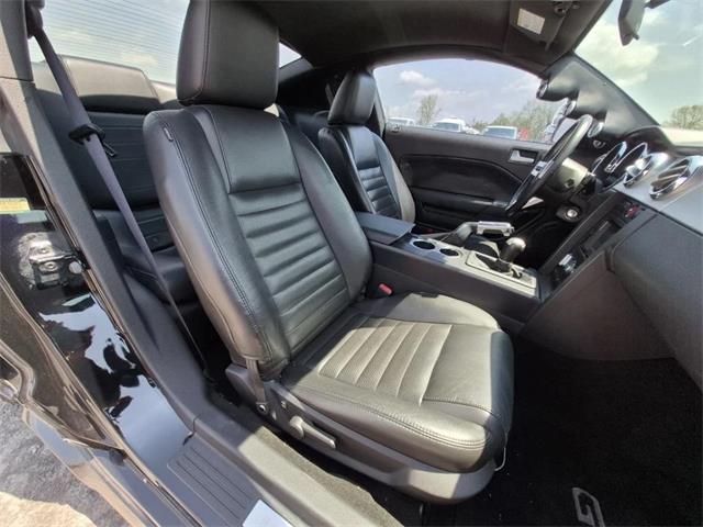 2005 Ford Mustang GT (CC-2073823) for sale in Trenton, Ontario