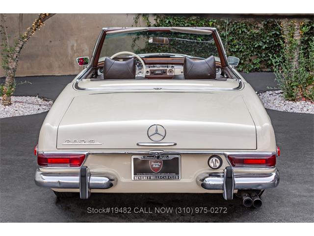 1970 Mercedes-Benz 280SL (CC-2073854) for sale in Beverly Hills, California