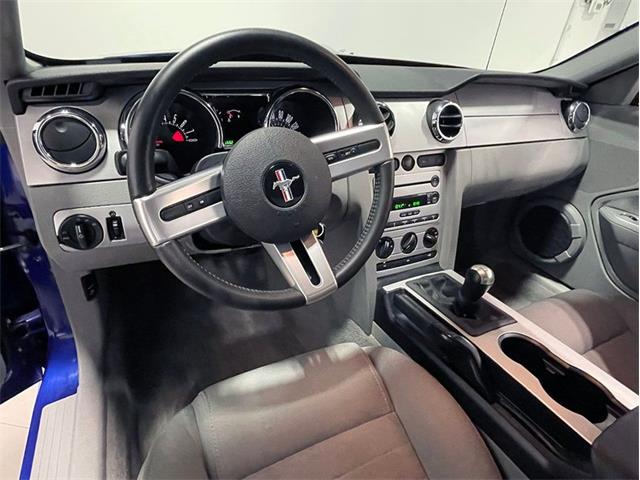 2005 Ford Mustang (CC-2073888) for sale in Depew, New York