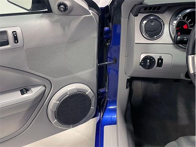 2005 Ford Mustang (CC-2073888) for sale in Depew, New York