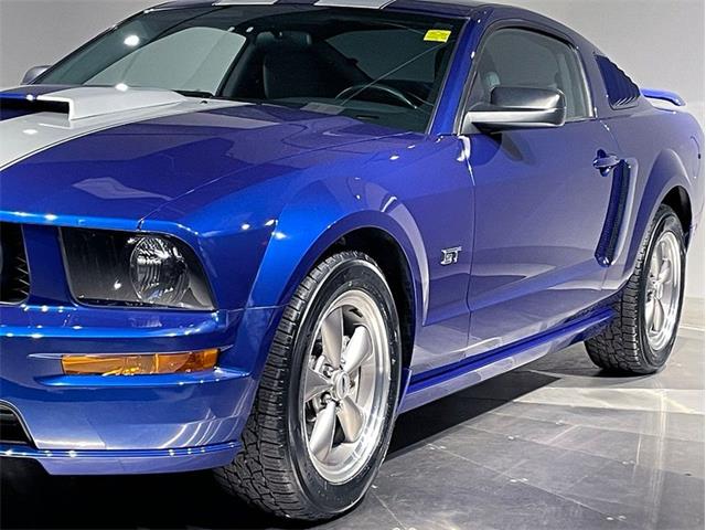 2005 Ford Mustang (CC-2073888) for sale in Depew, New York