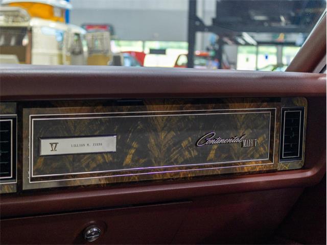 1977 Lincoln Mark V (CC-2073996) for sale in Salem, Ohio