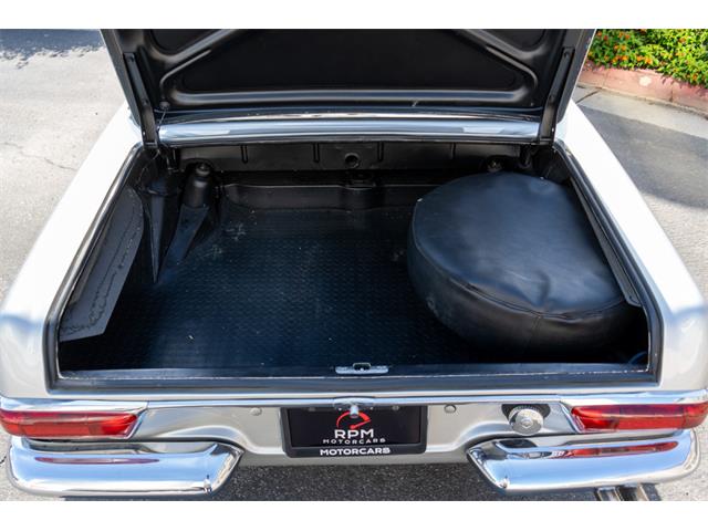 1968 Mercedes-Benz 280 (CC-2074041) for sale in Sherman Oaks, California