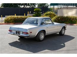 1968 Mercedes-Benz 280 (CC-2074041) for sale in Sherman Oaks, California