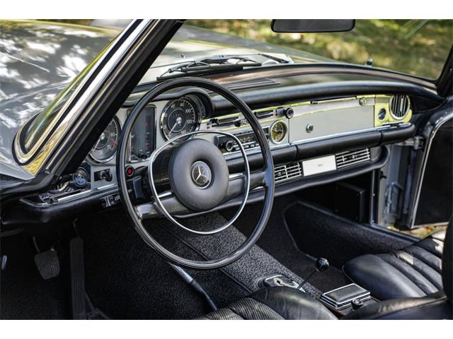 1971 Mercedes-Benz 280 (CC-2074053) for sale in Sherman Oaks, California