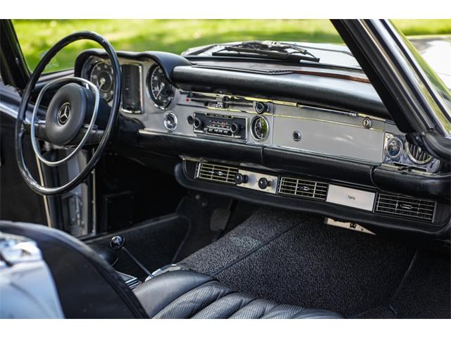 1971 Mercedes-Benz 280 (CC-2074053) for sale in Sherman Oaks, California