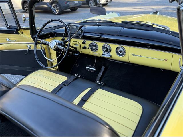 1955 Ford Fairlane (CC-2074120) for sale in Grass Valley, California