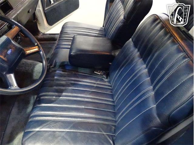 1985 Ford Crown Victoria (CC-2074190) for sale in O'Fallon, Illinois