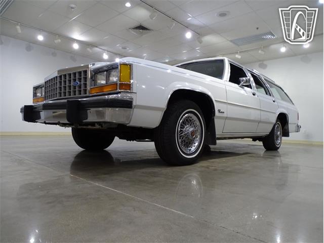 1985 Ford Crown Victoria (CC-2074190) for sale in O'Fallon, Illinois