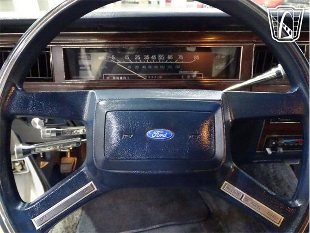 1985 Ford Crown Victoria (CC-2074190) for sale in O'Fallon, Illinois