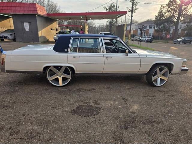 1989 Cadillac Brougham (CC-2074206) for sale in Cadillac, Michigan