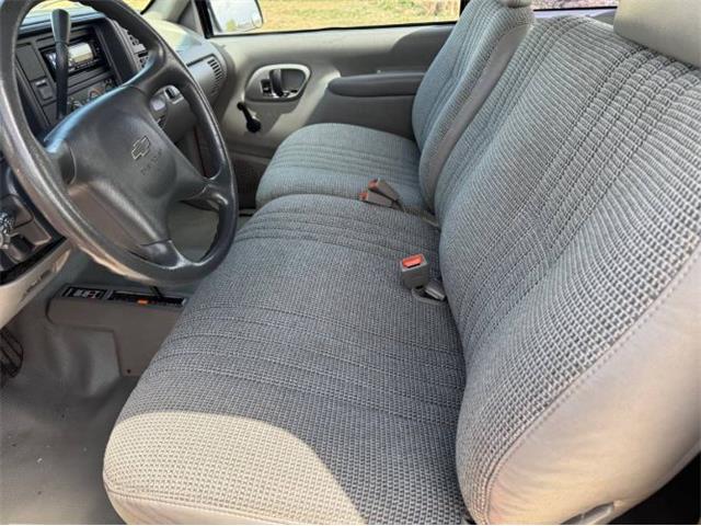 1995 Chevrolet C/K 2500 (CC-2074232) for sale in Cadillac, Michigan