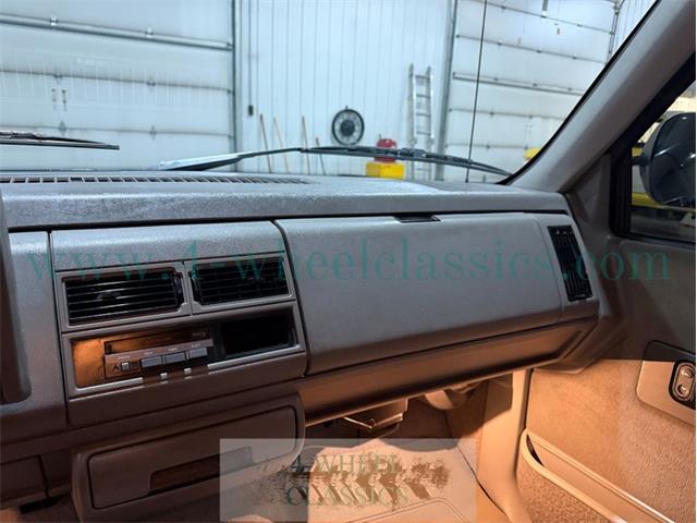 1993 GMC Sierra 1500 (CC-2074365) for sale in Holland , Michigan