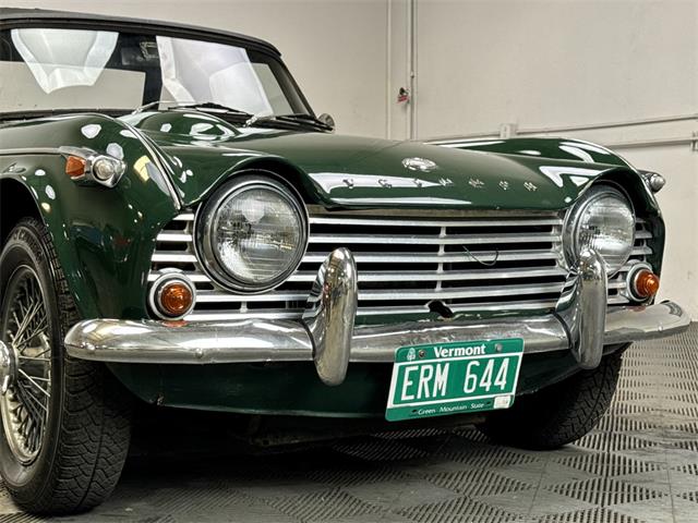 1967 Triumph TR4A (CC-2074409) for sale in Santa Ana, Santa Ana
