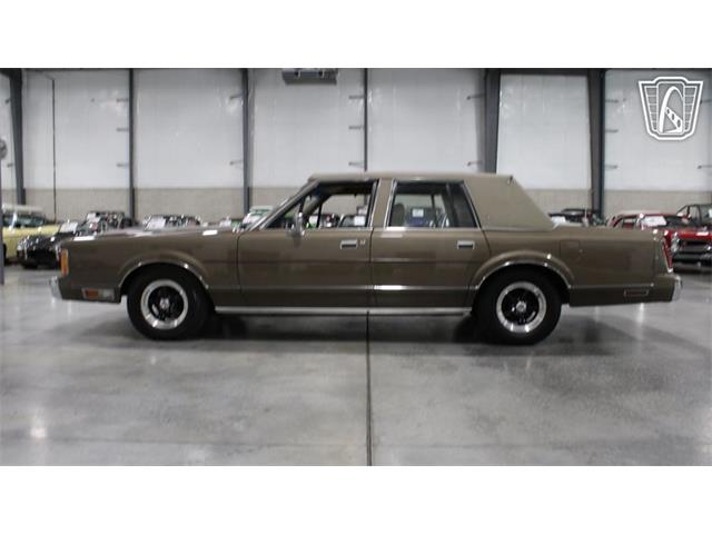 1989 Lincoln Town Car (CC-2074462) for sale in Runnemede, New Jersey
