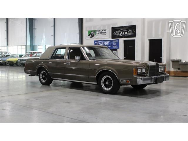 1989 Lincoln Town Car (CC-2074462) for sale in Runnemede, New Jersey