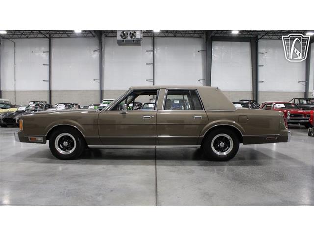 1989 Lincoln Town Car (CC-2074462) for sale in Runnemede, New Jersey