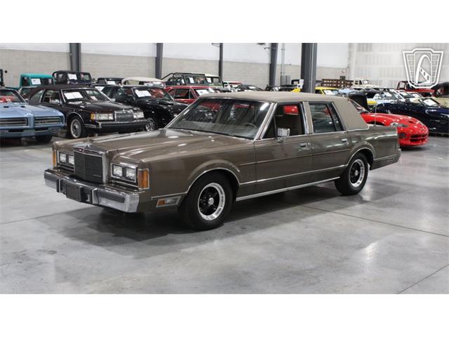 1989 Lincoln Town Car (CC-2074462) for sale in Runnemede, New Jersey