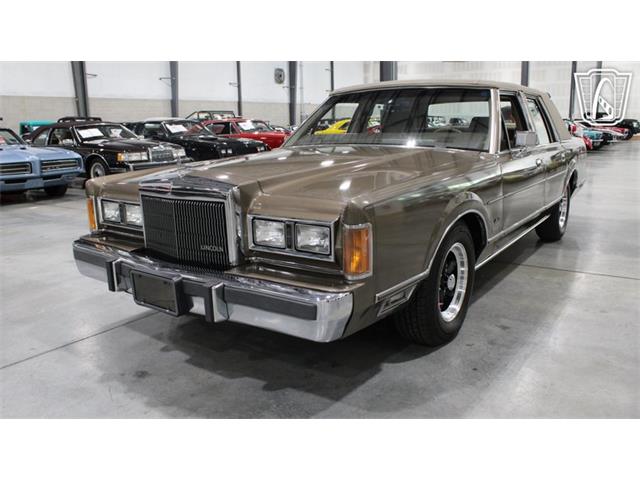 1989 Lincoln Town Car (CC-2074462) for sale in Runnemede, New Jersey