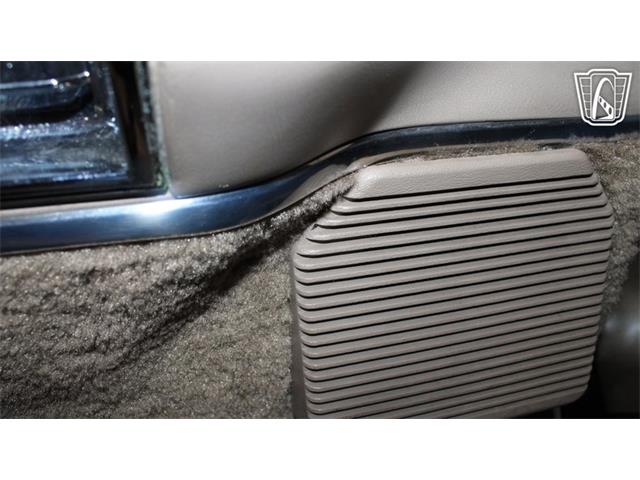 1989 Lincoln Town Car (CC-2074462) for sale in Runnemede, New Jersey