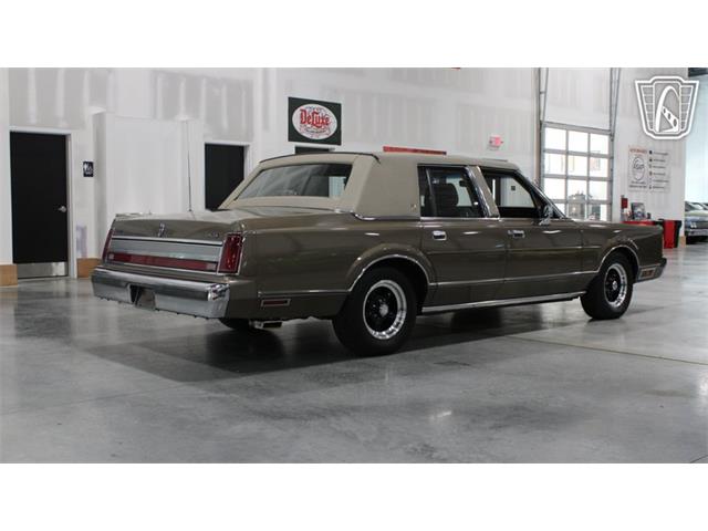 1989 Lincoln Town Car (CC-2074462) for sale in Runnemede, New Jersey
