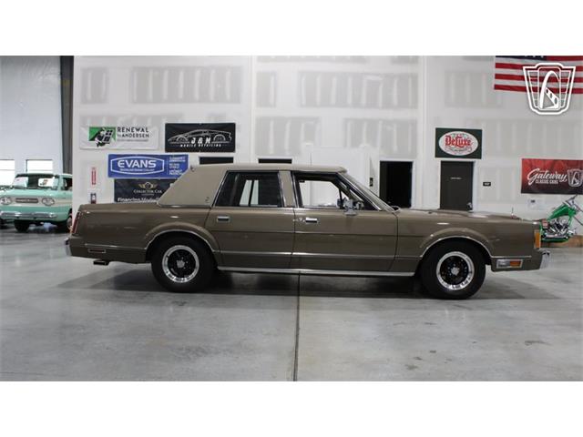 1989 Lincoln Town Car (CC-2074462) for sale in Runnemede, New Jersey
