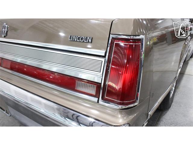 1989 Lincoln Town Car (CC-2074462) for sale in Runnemede, New Jersey