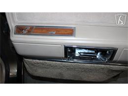 1989 Lincoln Town Car (CC-2074462) for sale in Runnemede, New Jersey