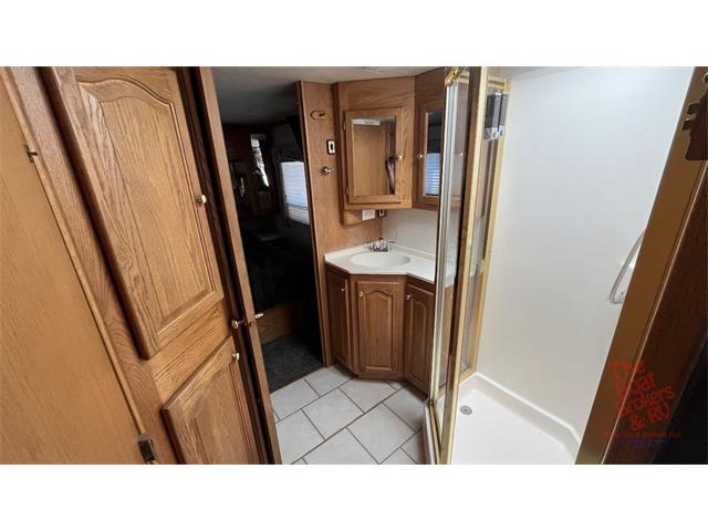2001 Tiffin Allegro Bay (CC-2074599) for sale in Lake Havasu, Arizona