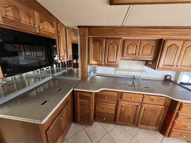 2003 Fleetwood Recreational Vehicle (CC-2074620) for sale in Lake Havasu, Arizona
