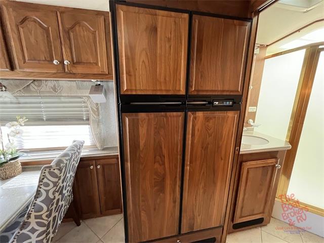 2003 Fleetwood Recreational Vehicle (CC-2074620) for sale in Lake Havasu, Arizona