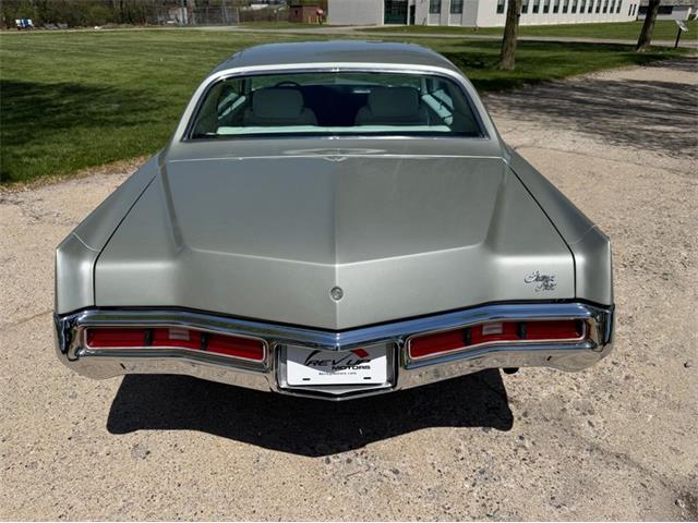1972 Pontiac Grand Prix (CC-2070468) for sale in Shelby Township, Michigan