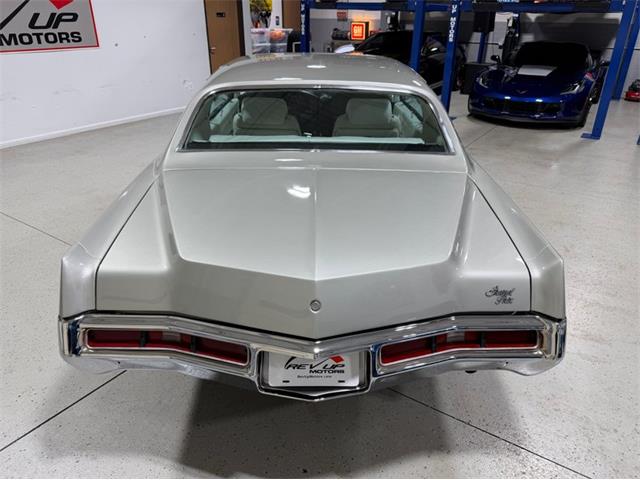 1972 Pontiac Grand Prix (CC-2070468) for sale in Shelby Township, Michigan