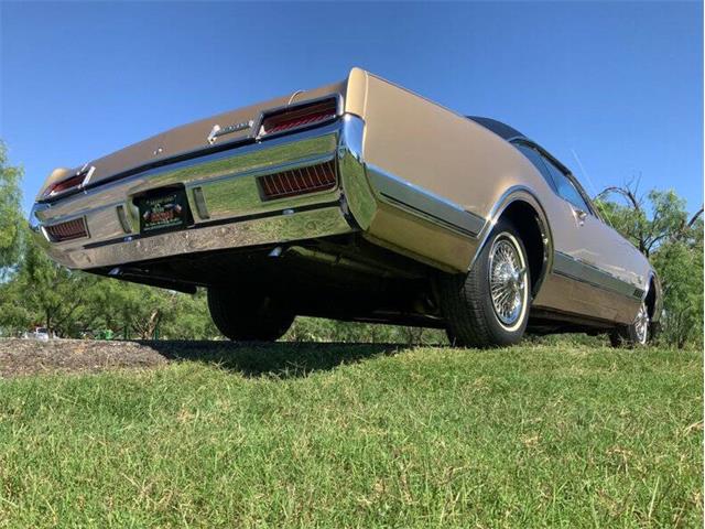 1967 Oldsmobile Delta 88 (CC-2074851) for sale in Fredericksburg, Texas