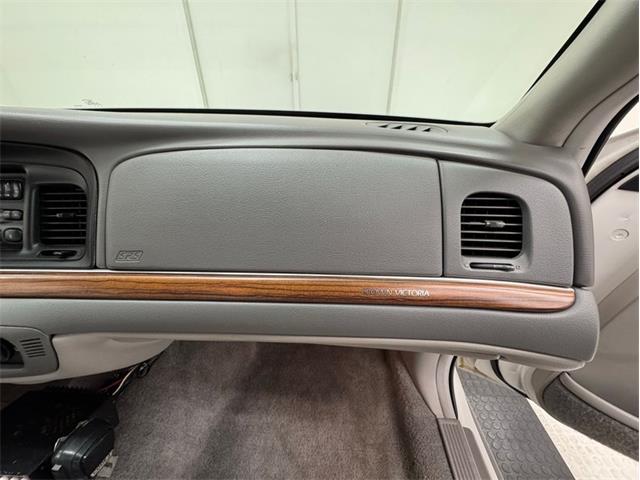 1997 Ford Crown Victoria (CC-2074869) for sale in Morgantown, Pennsylvania