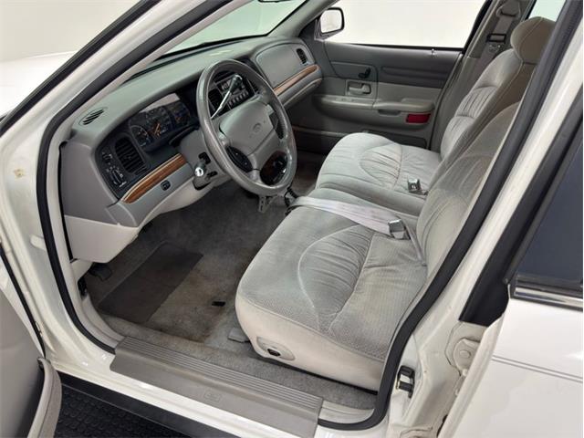 1997 Ford Crown Victoria (CC-2074869) for sale in Morgantown, Pennsylvania
