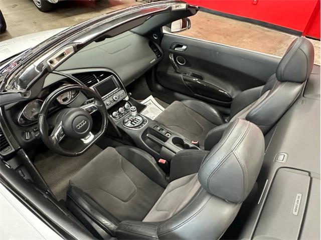 2011 Audi R8 (CC-2074876) for sale in West Babylon, New York