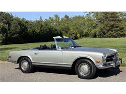 1969 Mercedes-Benz 280SL (CC-2074997) for sale in Southampton, New York