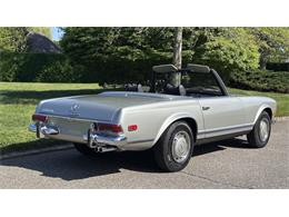 1969 Mercedes-Benz 280SL (CC-2074997) for sale in Southampton, New York