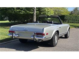 1969 Mercedes-Benz 280SL (CC-2074997) for sale in Southampton, New York